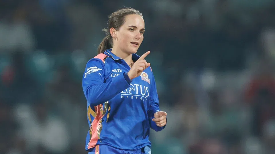 Amelia Kerr scripts WPL history; MI legend becomes first bowler to claim huge record
